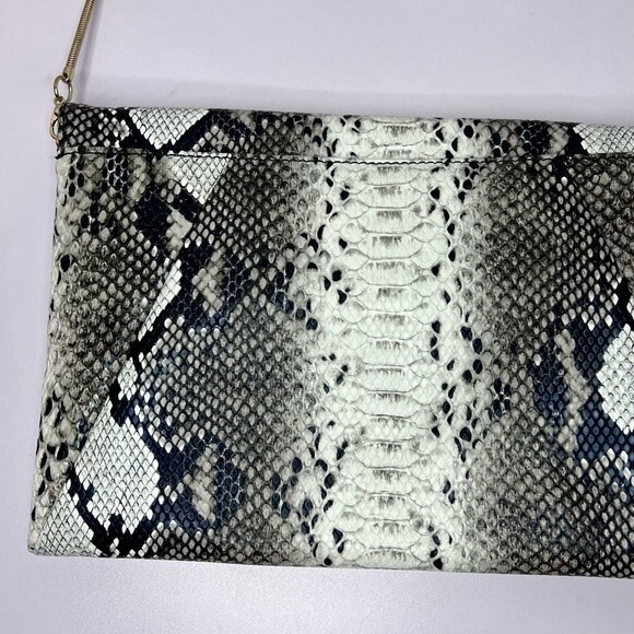 NWOT Witchery Faux Leather Snakeskin Envelope Chain Crossbody Bag - Picture 5 of 9